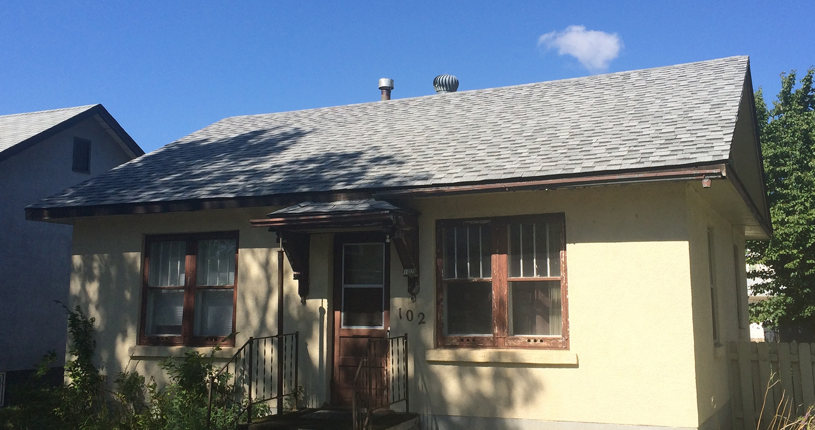 J&M Roofing Services: Asphalt Shingle Residential Roof